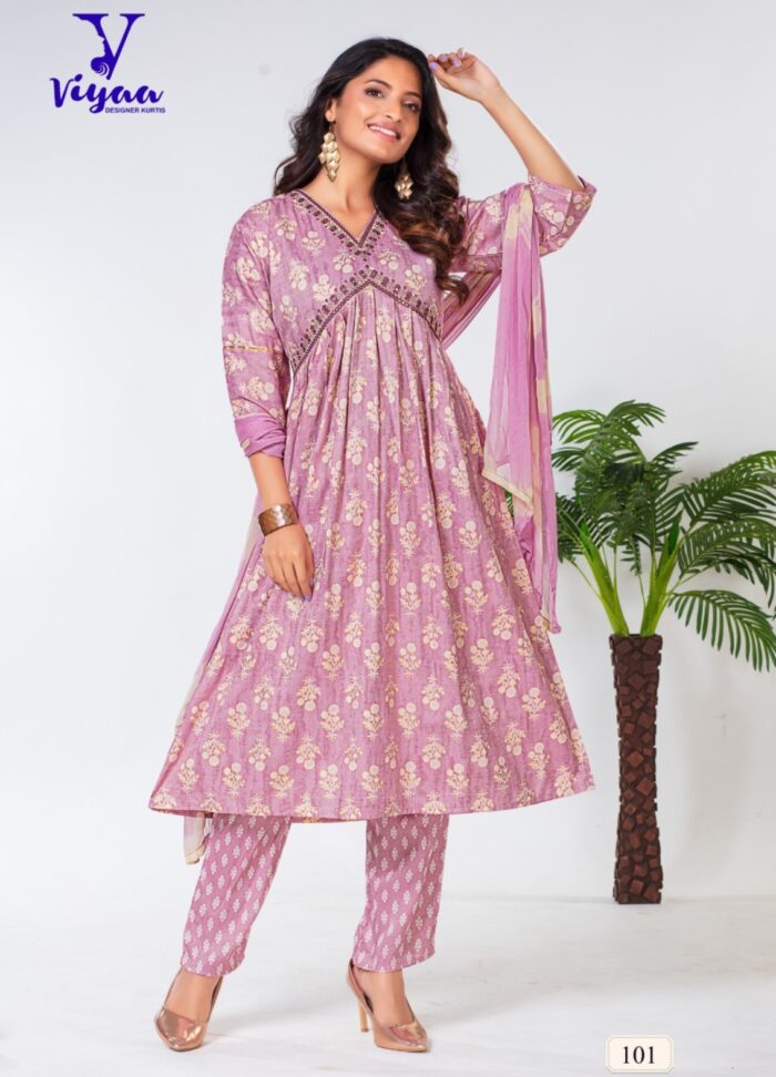Buy online Self Design A-line Kurta from Kurta Kurtis for Women by Rangmanch  By Pantaloons for ₹1299 at 0% off | 2024 Limeroad.com