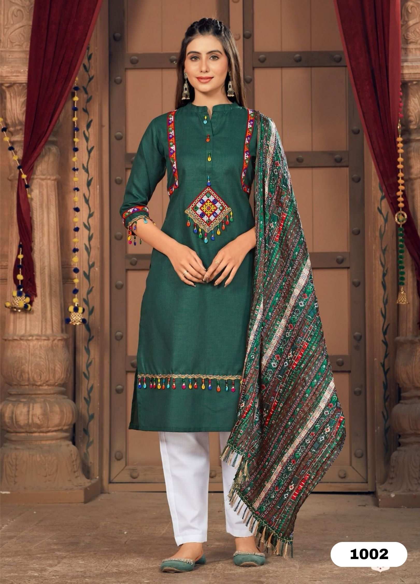 Chanderi Ladies Designer Kurti, Size : M, XL, XXL, Feature : Anti-Wrinkle,  Dry Cleaning, Easy Wash at Rs 599 / Piece in Surat