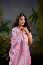 Pink Kanjivaram Weaving Silk Saree