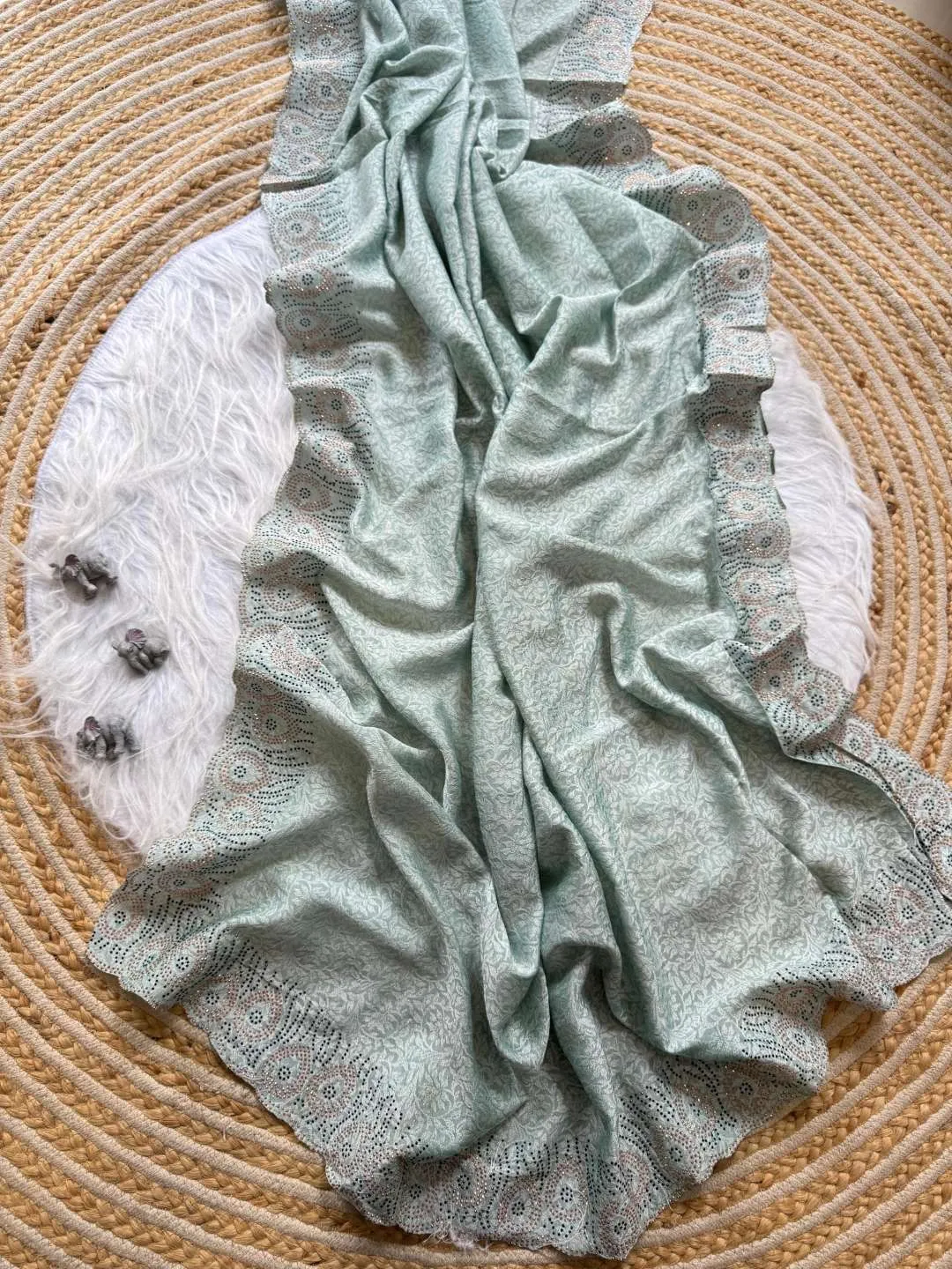 MHV Falguni Mint Green Vichitra Silk Saree MHV Falguni Mint Green Vichitra Silk Saree - Image 1