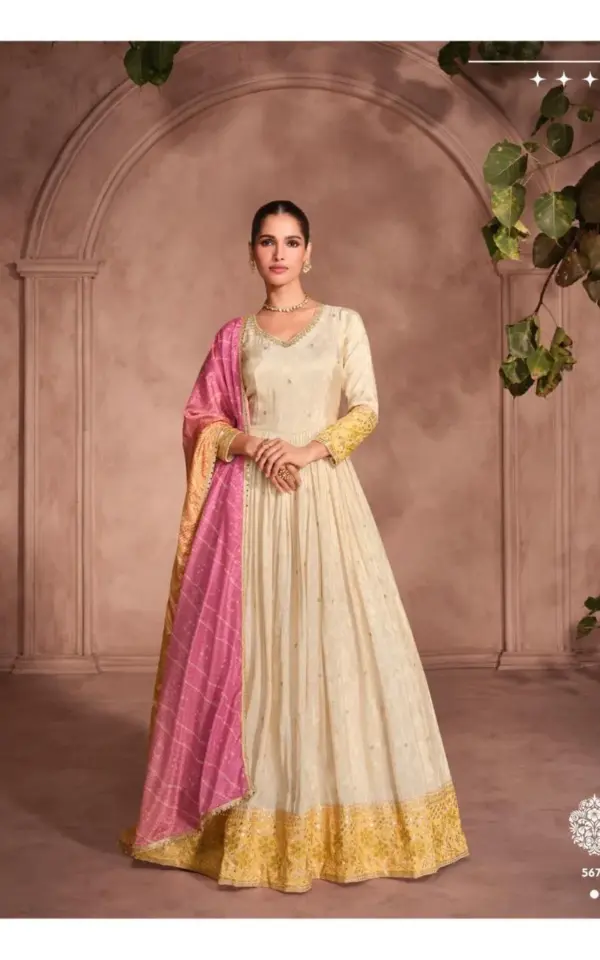 Sayuri Gunjan - 5674