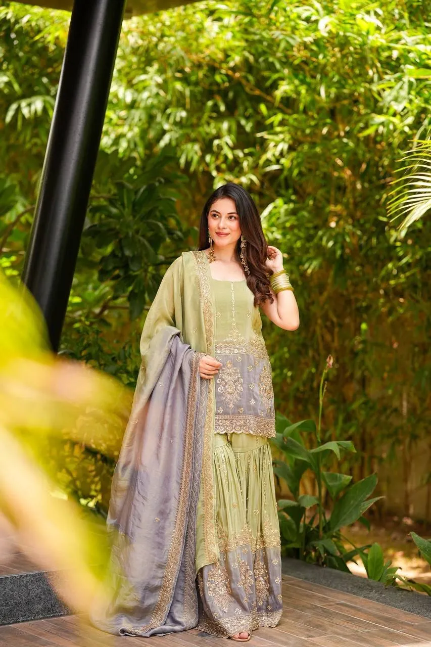 BDB 47 Chinon Sequnce Embroidey BDB 47 Chinon Sequnce Embroidey - Image 1