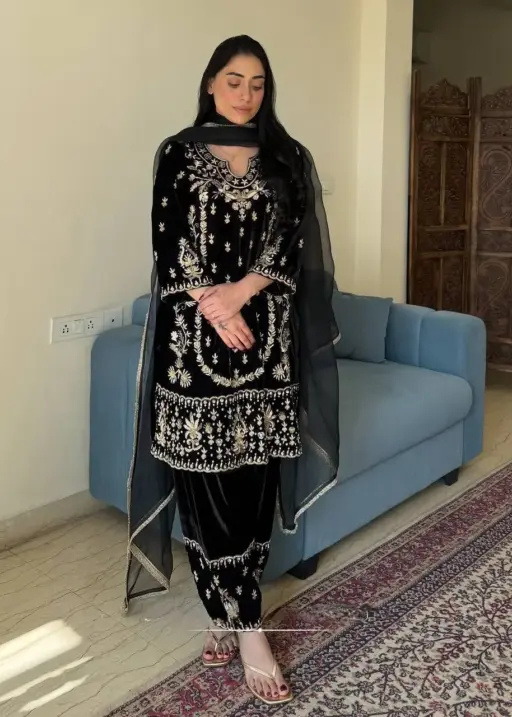 BV 431 Black Velvet Winter