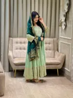 C585 1432 Velvet Zari Embroidery Winter