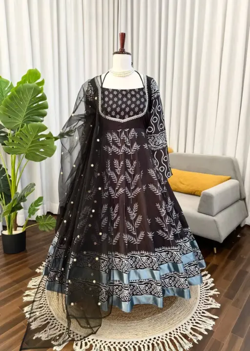 Deepika 5960 Natural Crep Digital Printed