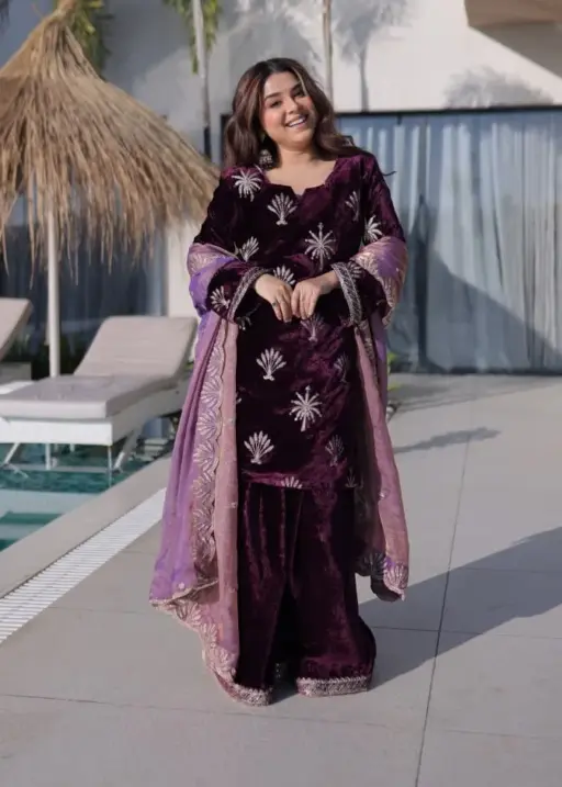 Moni 1220 Ice Velvet Embroidery Winter
