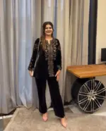 BV 426 Black Velvet Embroidery Winter