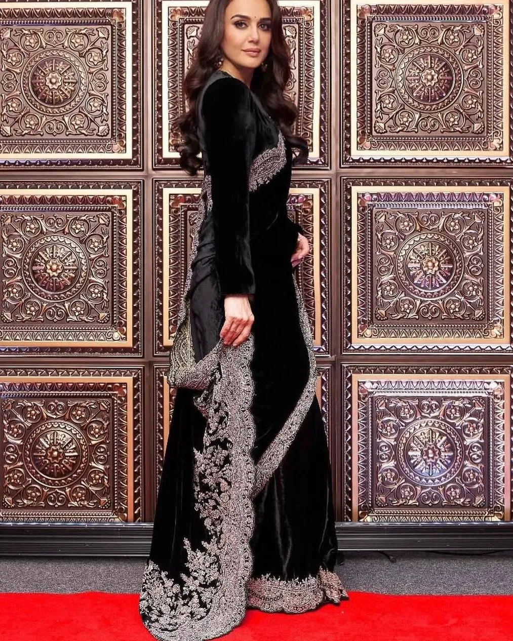 RBC 6043 Black Viscose Velvet Winter Bollywood RBC 6043 Black Viscose Velvet Winter Bollywood - Image 1