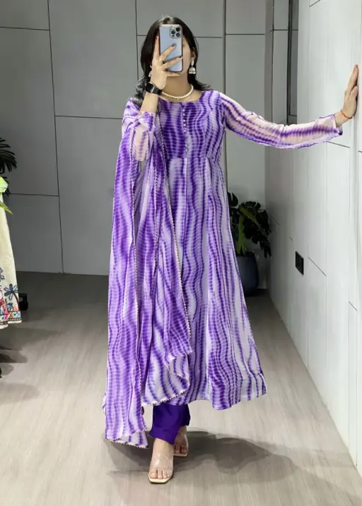 WMT 8231A Weightless Leheriya Printed