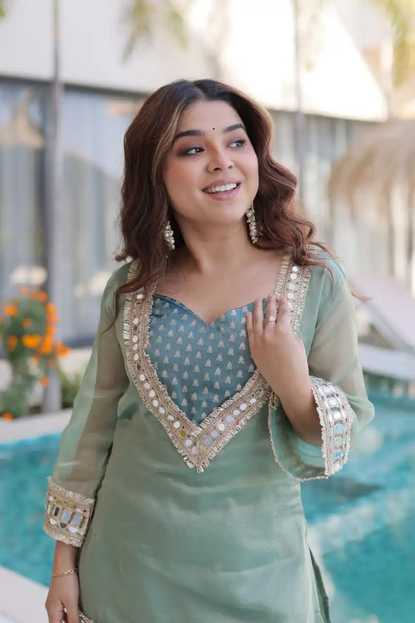 Mohini 9319 Readymade