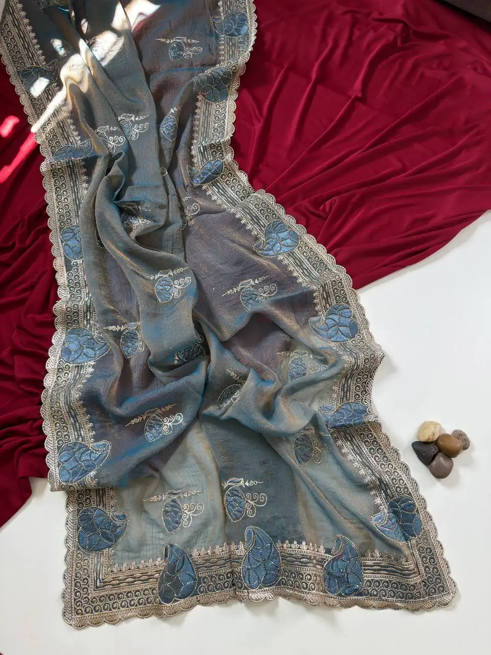 MHV Shivanya Party Wear Saree