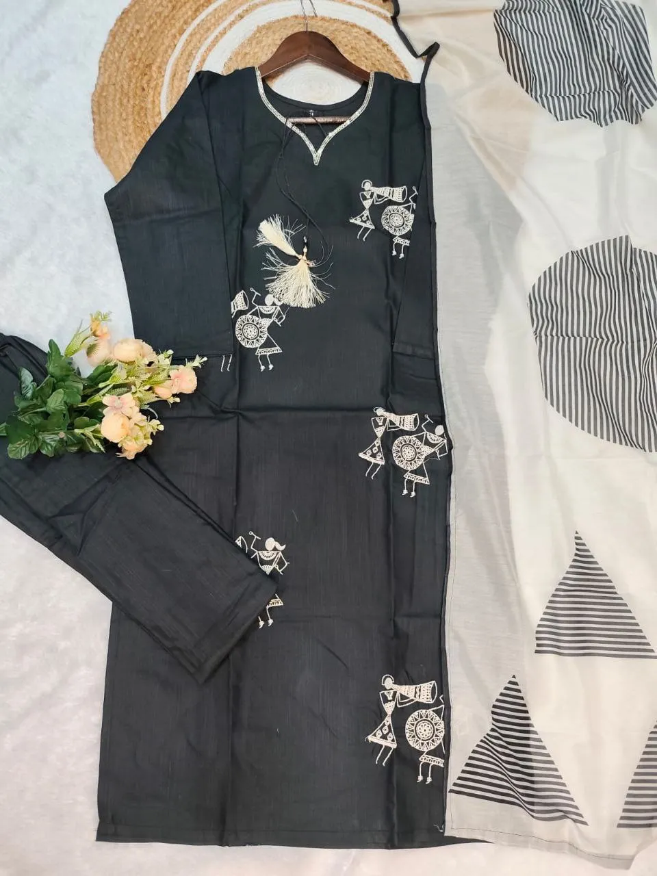 Zarin 56 Black Heavy Rayon Kurti Pant With Dupatta