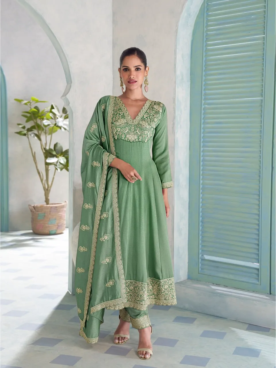 Zarin Vihanika Heavy Silk Festival Wear Readymade Dress
