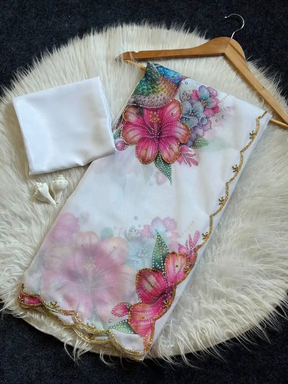 WMS 162 Floral Sparrow With Khatali Handwork Saree