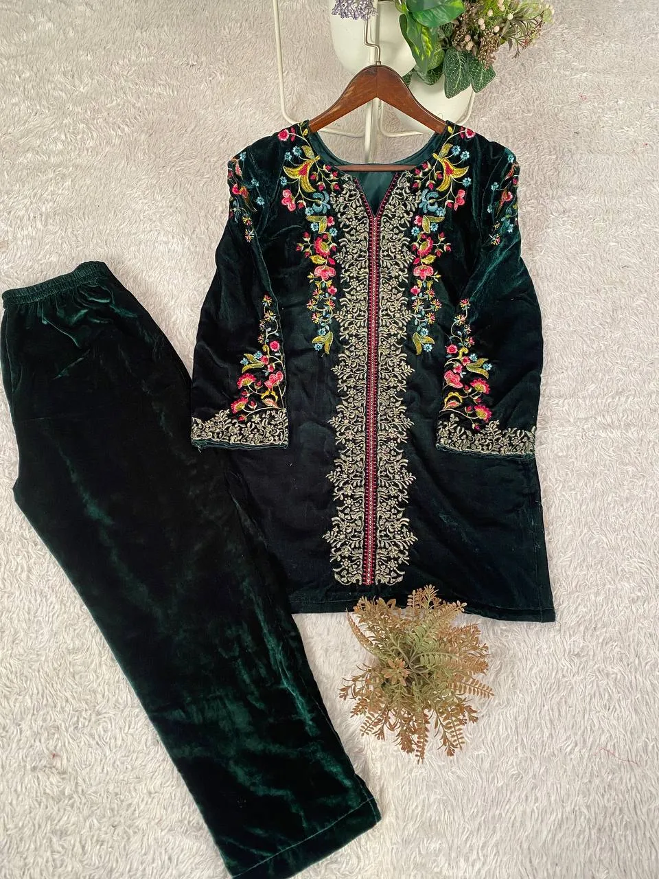 BV 426 Velvet Readymade Co Ord Set for woman