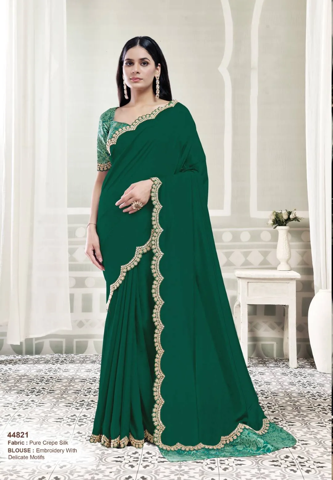 Green Pure Crepe Silk Diamond With Hand Work Saree With Unstitched Blouse