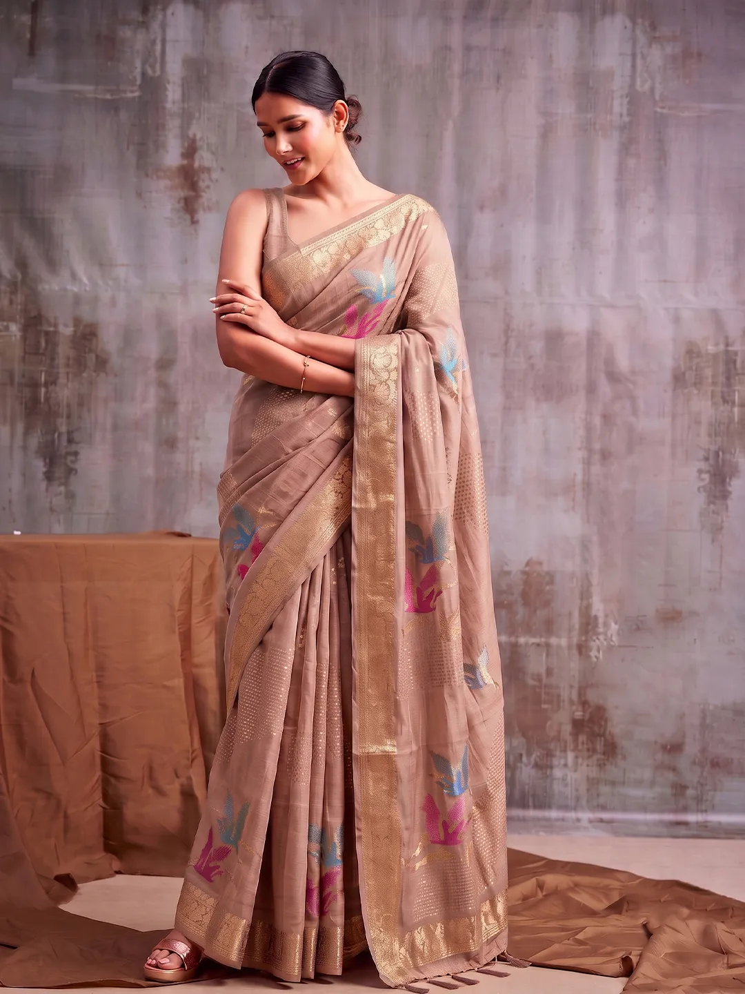 Dusty Pink Linen Cotton Saree With Antique Zari Work For Woman