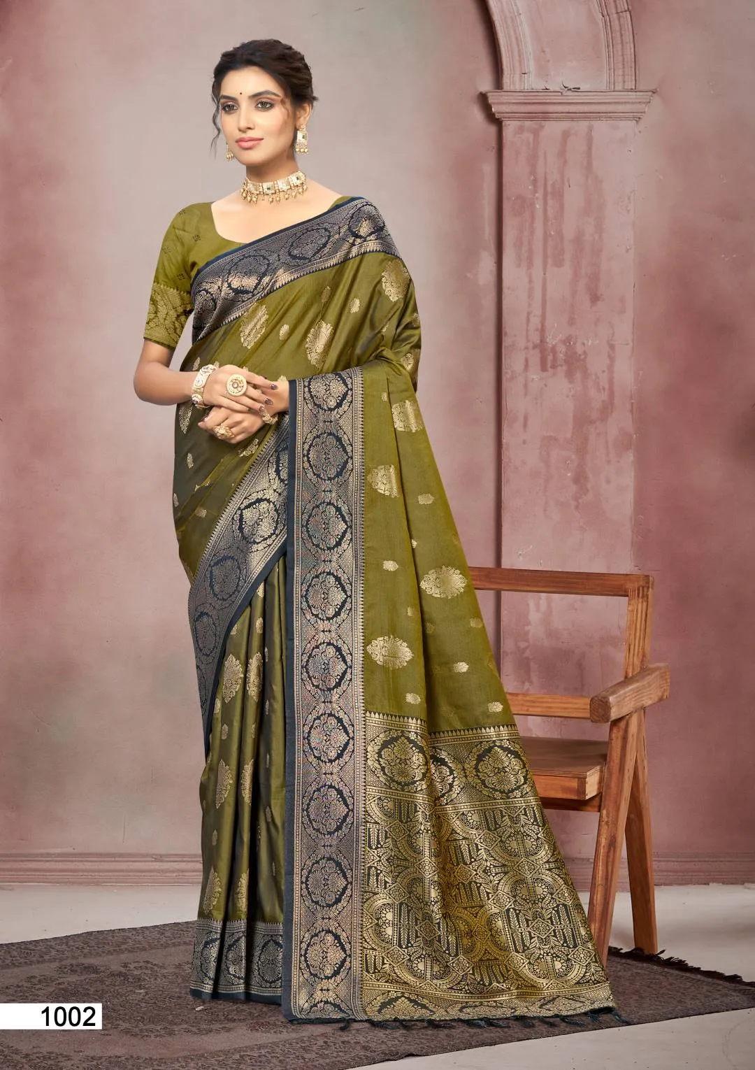 Olive Green Woven Soft Silk Saree for woman