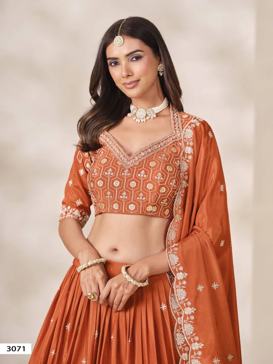 WOMAN'S MEHVISH VOL 37 HEAVY CHINNON LEHENGA CHOLI