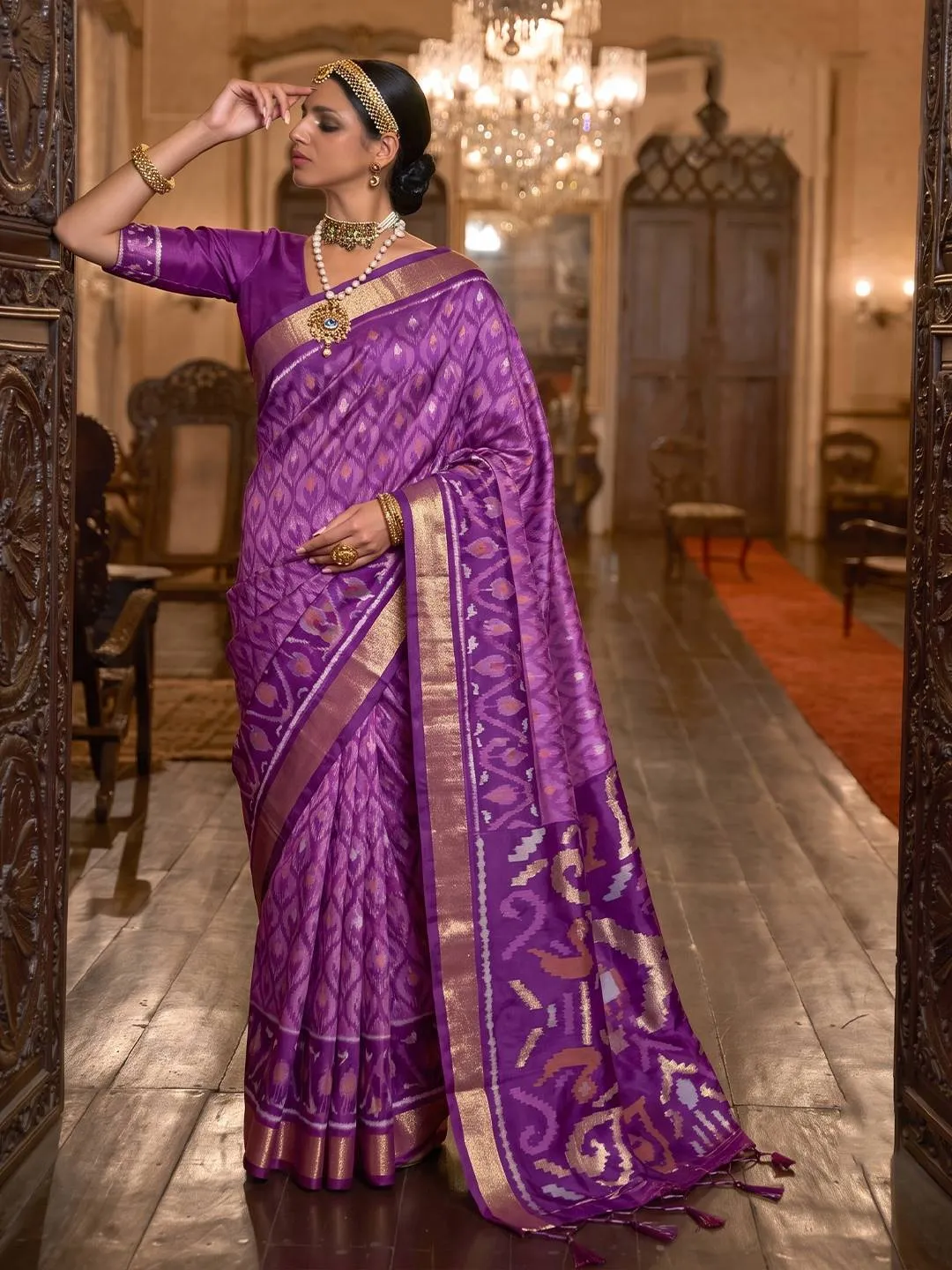 Woven Design Silk Blend Saree with Contrast Border in Royal Purple