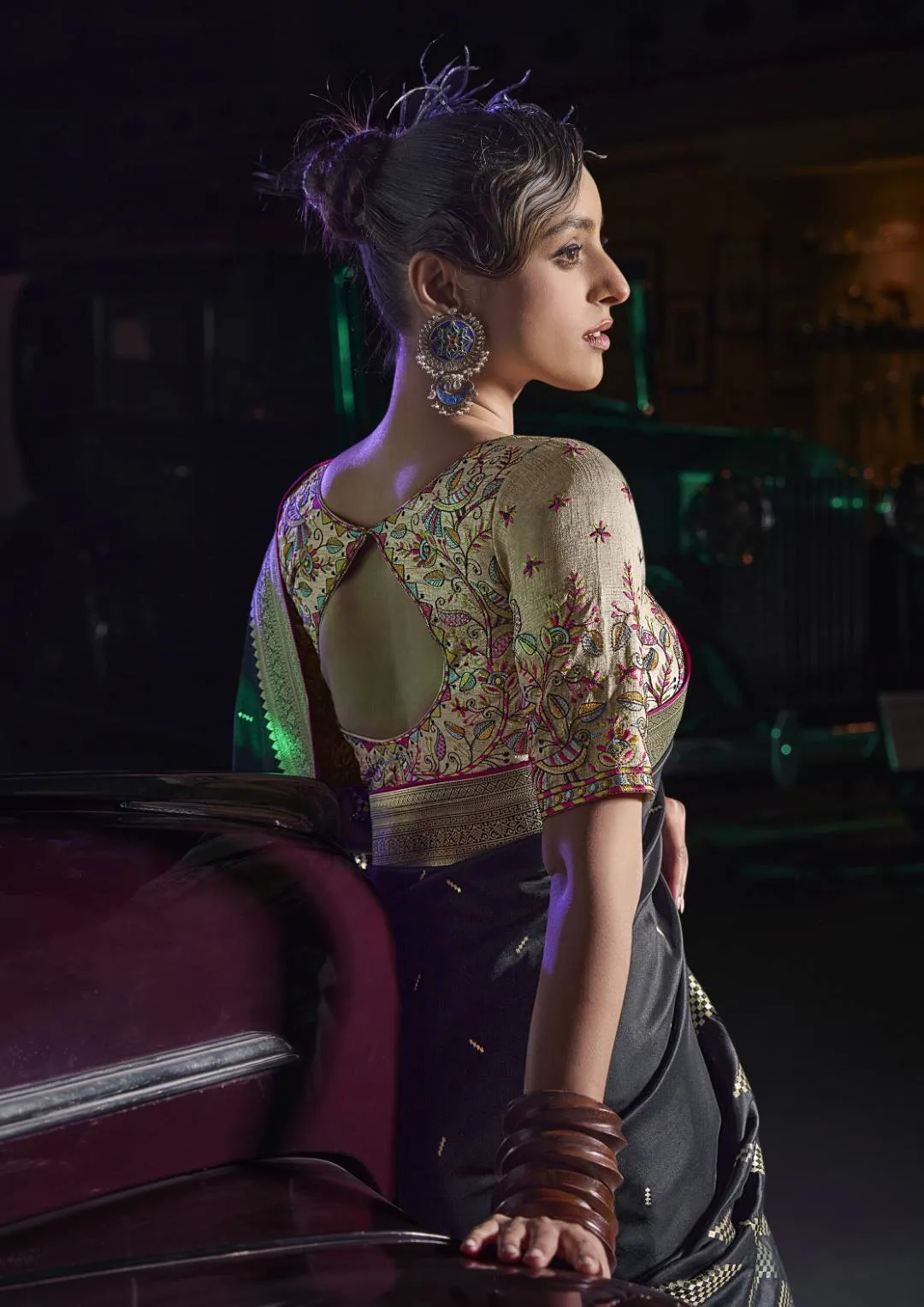 Kira Kavisha Viscose Silk Saree with 3D Woven Pallu Heavy