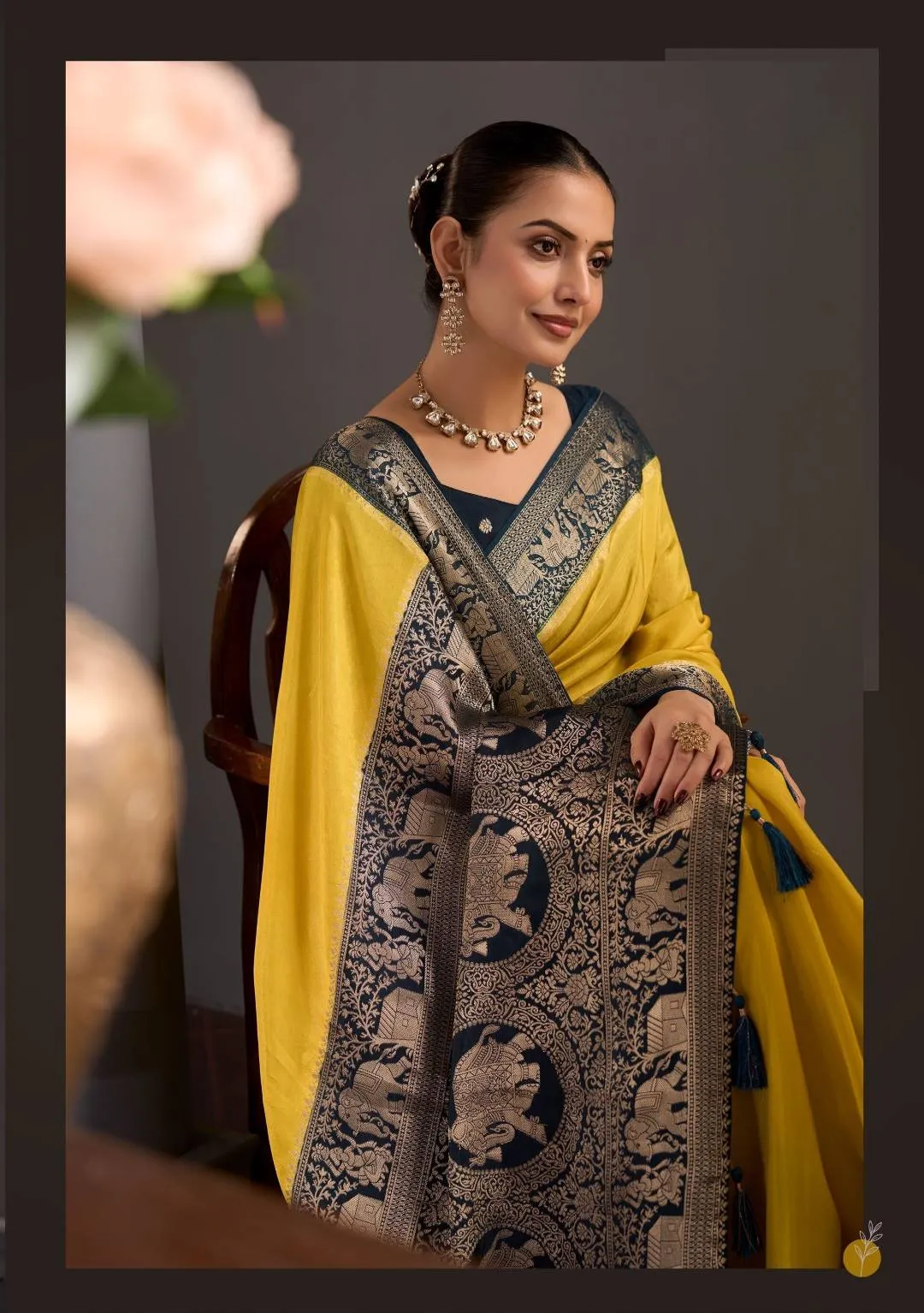 RANGBAGH MANORAMA PREMIUM VISCOSE ELEGANT ZARI BORDER SAREE